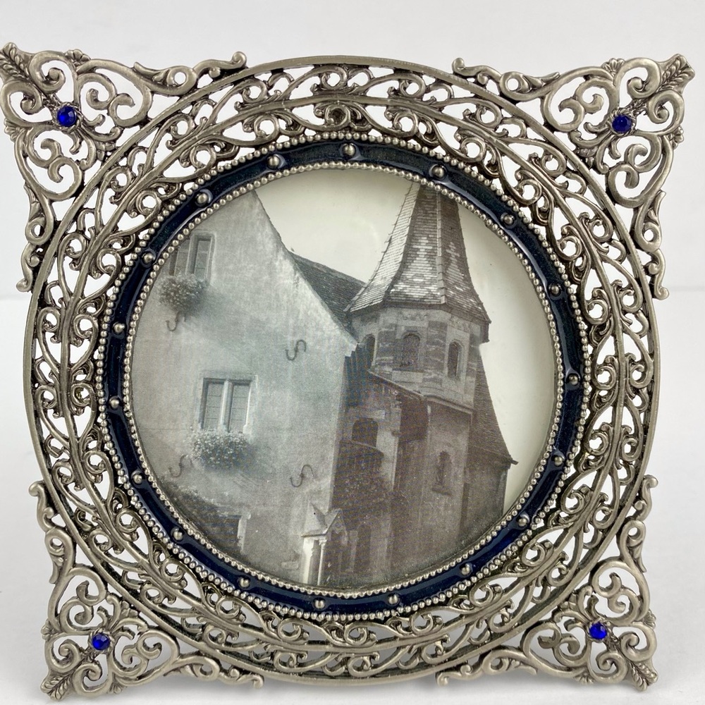 Ornate Metal Standing Picture Frame 5 x 5 in Square for 3.5 in Round Photo